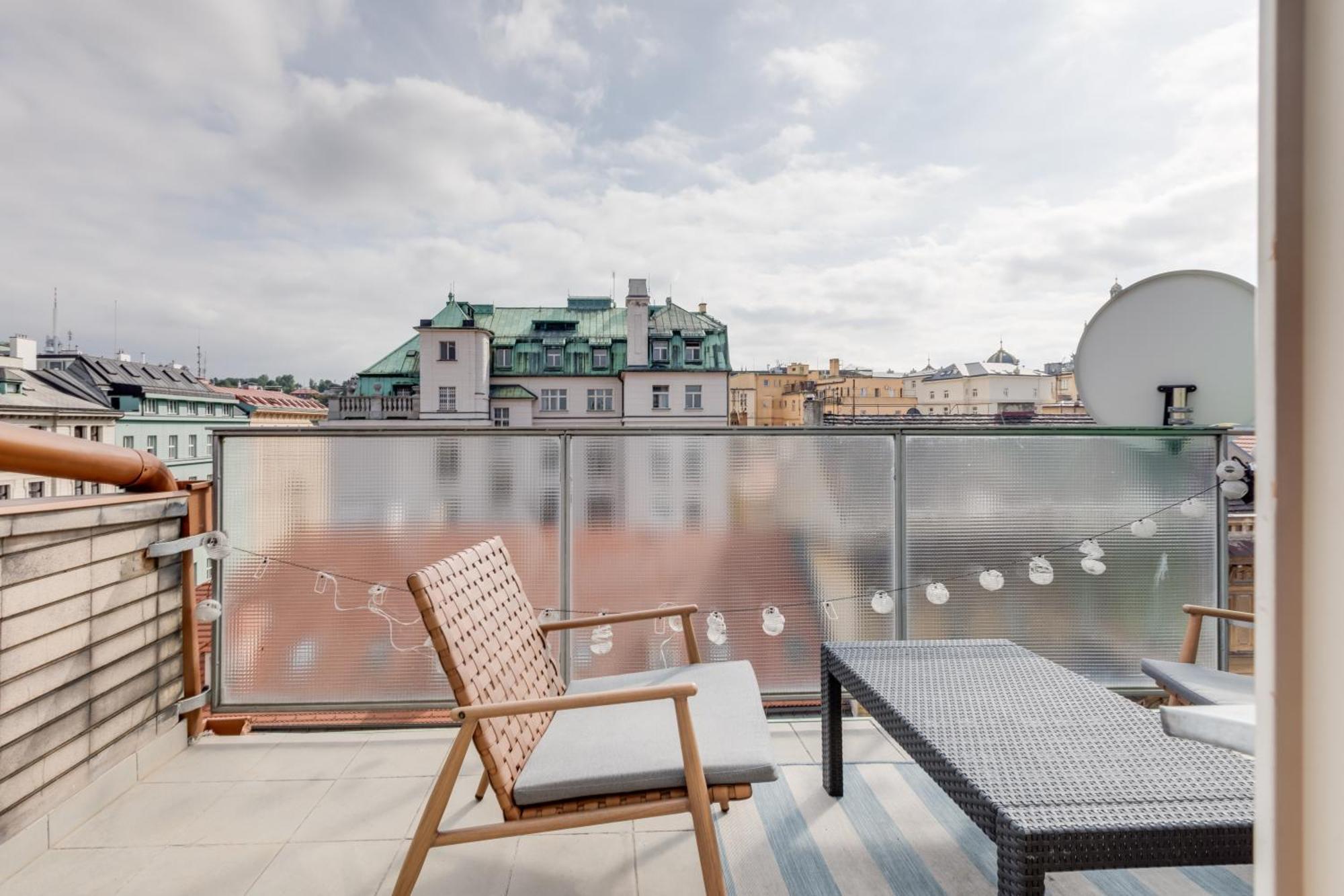 Jt's Opletalova Str. Apartment *