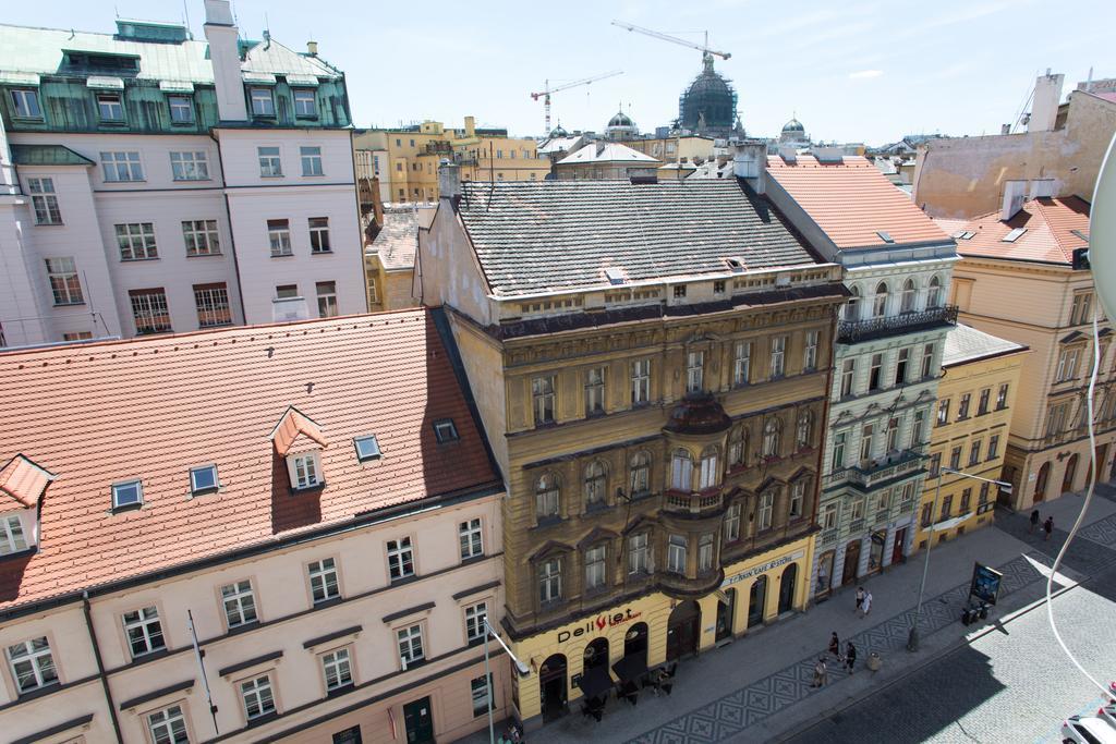 Jt's Opletalova Str. Apartment